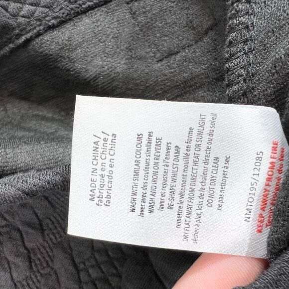 Native Youth Sweater Womens Large Black Stretch Cable Knit Buttoned Shoulder - Picture 8 of 11